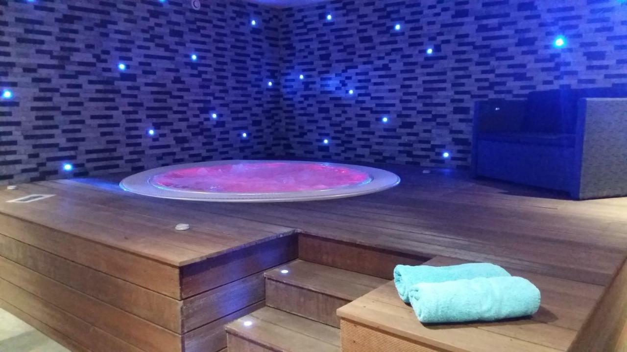 Hotel Des Thermes Et Du Casino 뤽쉬르메르 외부 사진
